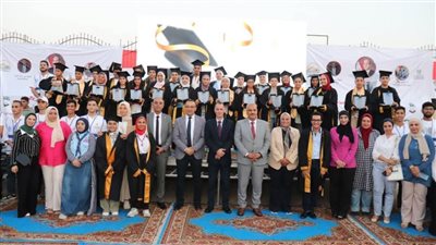  تكريم المتفوقين علميًا في 150 هيئة شبابية ورياضية بالجيزة 