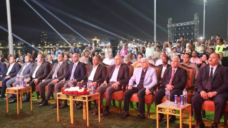 محافظ المنيا يشارك