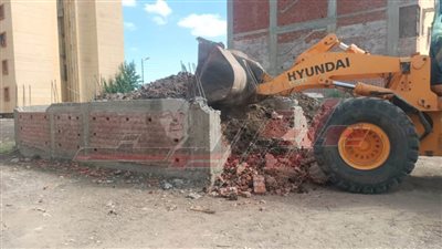 إزالة التعديات على الأراضي الزراعية بكفر الشيخ 