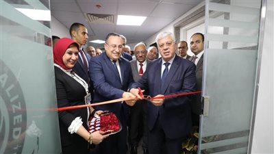 وزير التعليم العالي يفتتح عددًا من المشروعات التعليمية والصحية بجامعة الإسكندرية بتكلفة 514 مليون جنيه