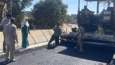 محافظ أسيوط: رصف طريق سنار بطول 3 كيلومترات بمركز البداري