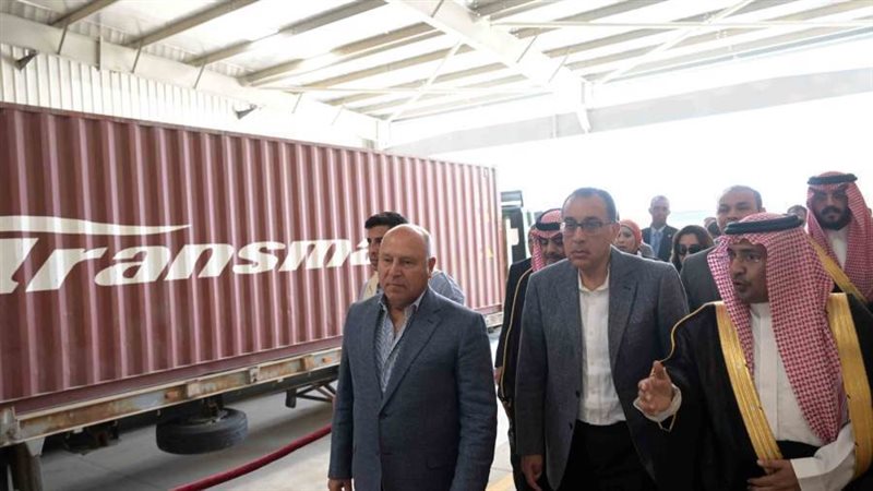 رئيس الوزراء يتفقد