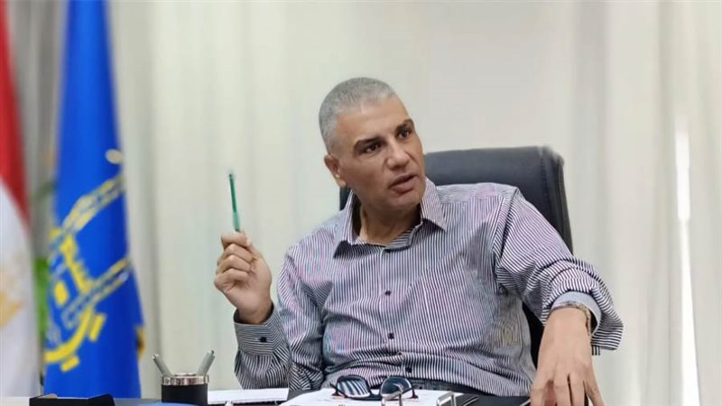 الدكتور إسماعيل كمال