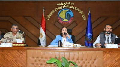 محافظ البحيرة تعقد اجتماعًا موسعًا متابعة معدلات تنفيذ مشروعات حياة كريمة