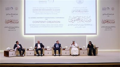 الجامعة القاسمية بالشارقة تكرم الأمين العام لرابطة الجامعات الإسلامية