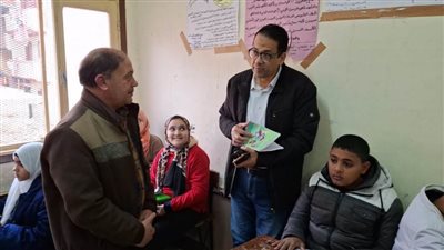  بالصور.. وكيل تعليم الغربية يراجع انتظام الدراسة في مدارس كفر الزيات