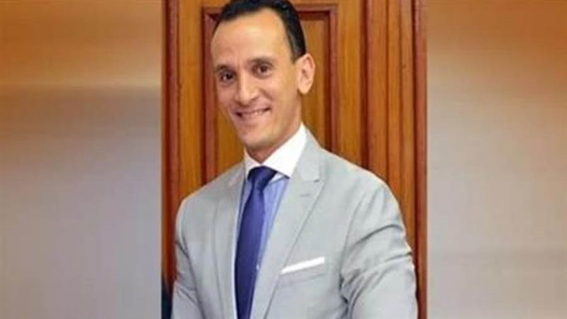 الدكتور عبدالخالق