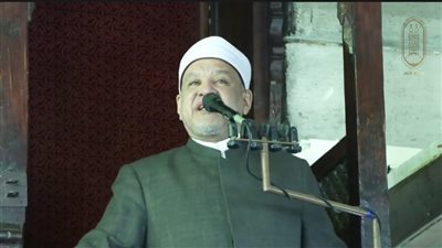 خطيب الجامع الأزهر:  استقبال العام الجديد يجب أن يكون بتجنب مخالفة أوامر الله 