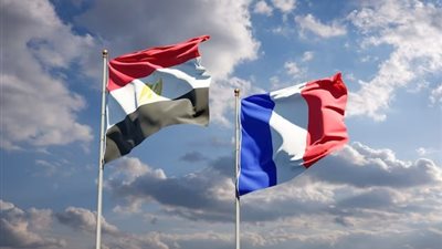 التطورات الإقليمية في مناقشات هاتفية بين وزيري خارجية مصر وفرنسا