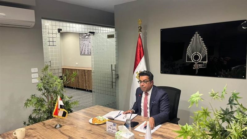 الدكتور باسل عادل