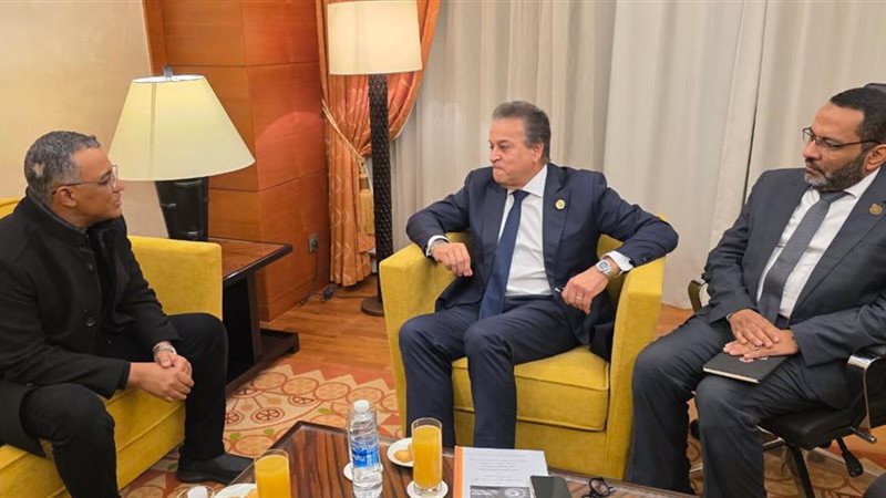 وزير الصحة ونظيره