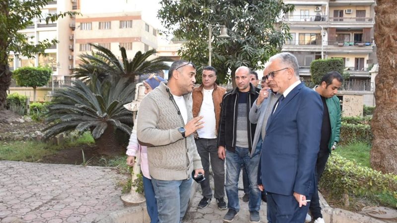 متابعة أعمال التطوير