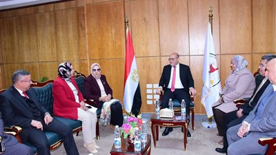 قطاع التمريض بالأعلى للجامعات يناقش آليات دعم كليات التمريض والتطورات الخاصة 