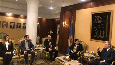 تفاصيل اجتماع 