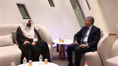 وزير الحج السعودي يزور الأهرامات والمتحف الكبير ويشيد بعظمة الحضارة المصرية