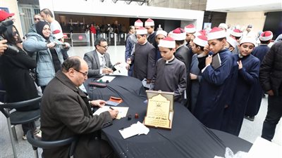 الأزهر يشارك في احتفالية اليوم العالمي للغة العربية بجناح للخط العربي