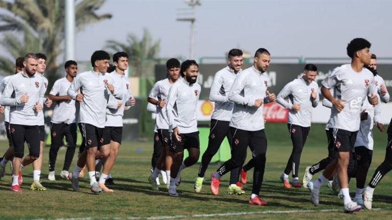 لاعبو الأهلي في تدريبات