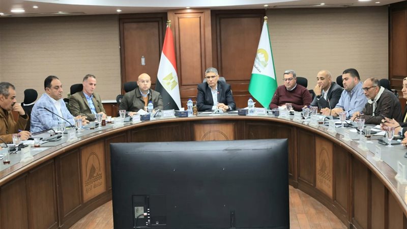 محافظ الجيزة خلال