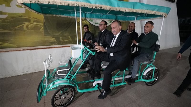 محافظ أسيوط يستقل