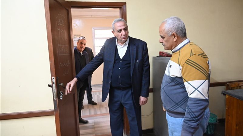 محافظ الغربية خلال