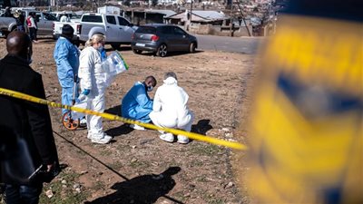 ارتفاع حصيلة ضحايا إطلاق النار في جنوب أفريقيا إلى 10 قتلى