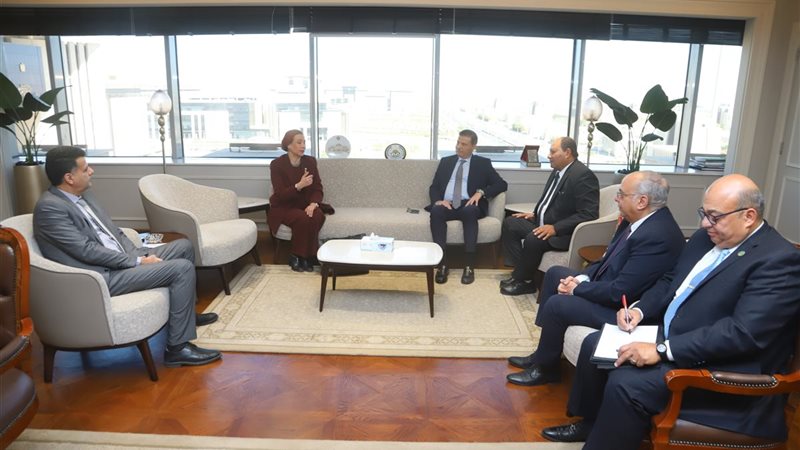 لقاء وزير الزراعة