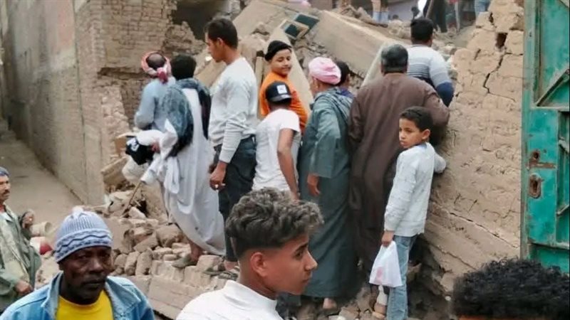 المنزل المنهار 