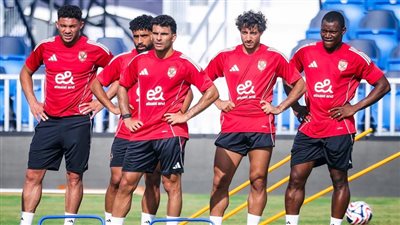 الأهلي يواصل البحث عن مهاجم.. شوبير يكشف آخر التطورات