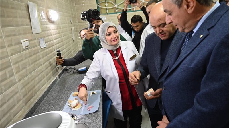 محافظ الغربية خلال