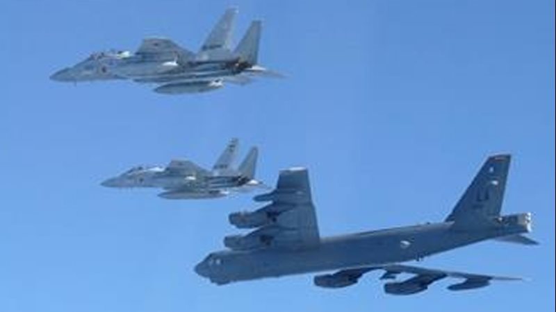 قاذفات روسية تجري