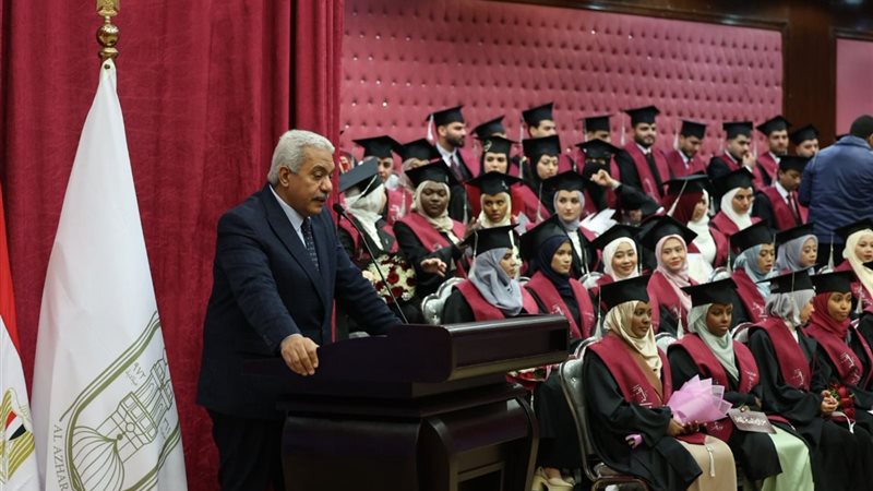  د. محمود صديق، نائب