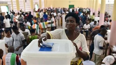 انطلاق الانتخابات التشريعية في كوت ديفوار وسط حضور كثيف للمرشحين المستقلين