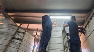 أمن القاهرة ينقذ عاملين سقطا داخل خزان مياه