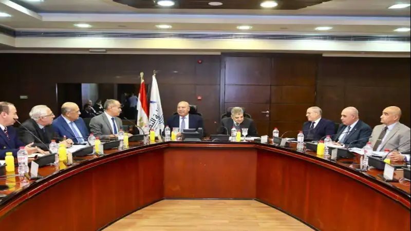 كامل الوزير يترأس