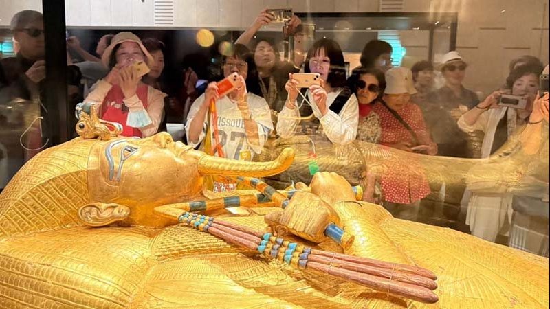 جانب من زيارة المتحف