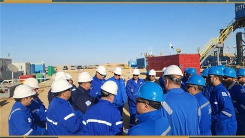 قيادات البترول يتفقدون