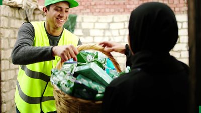 الأورمان تبدأ إطلاق حملة ستر ودفا لدعم الأسر الأولى بالرعاية في المحافظات