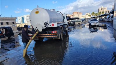 رفع مياه الأمطار بكفر الشيخ واستعدادات مكثفة لمجابهة التغيرات المناخية
