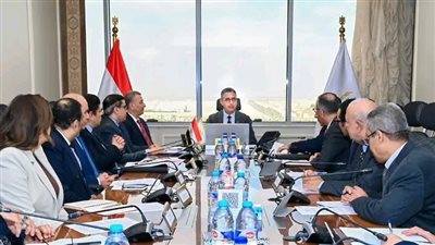 وزير التموين يترأس اجتماع 