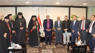 بطريرك الكاثوليك يزور رئيس الطائفة الإنجيلية بمصر للتهنئة بعيد الميلاد المجيد
