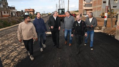 محافظ الغربية يراجع مشروع محور النعناعية وتطوير الكورنيش بكفر الزيات