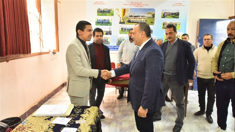 جولة المحافظ 