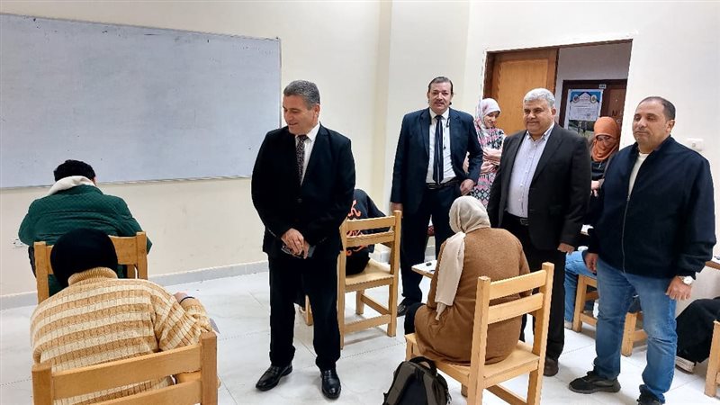 عاشور يتابع اللجان