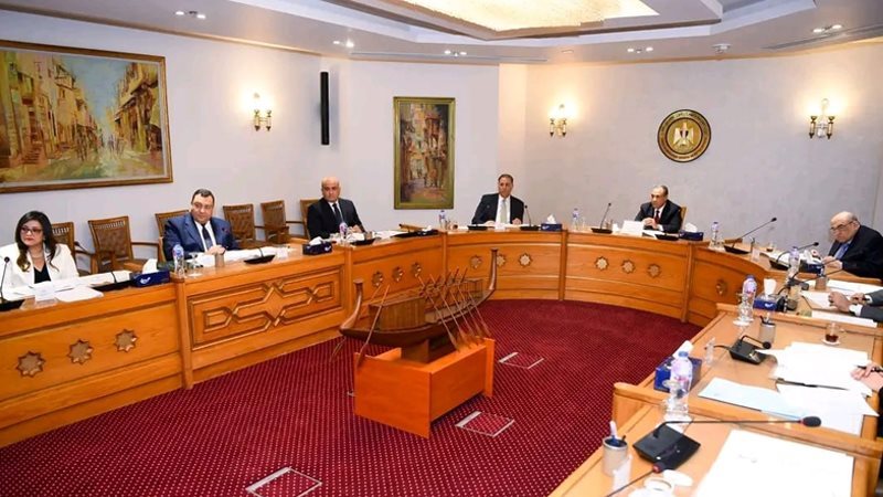 وزير الخارجية في