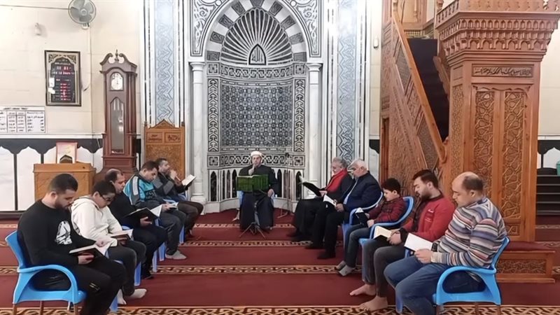 مقرأة الفجر في مساجد