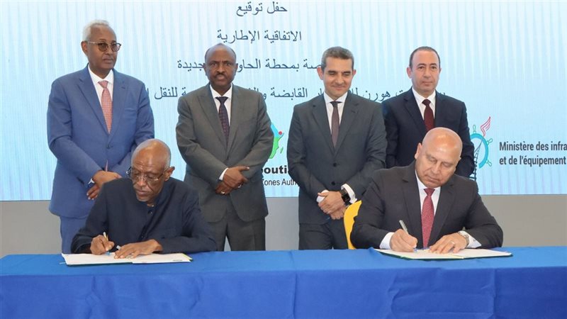 توقيع اتفاقيات