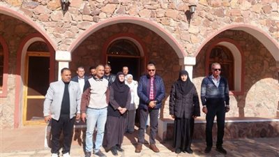 محافظ جنوب سيناء يزور دير الراهبات بوادي فيران