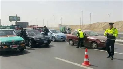  المرور يحرر مئات المخالفات ويكثف جهود ضبط المركبات والدراجات النارية