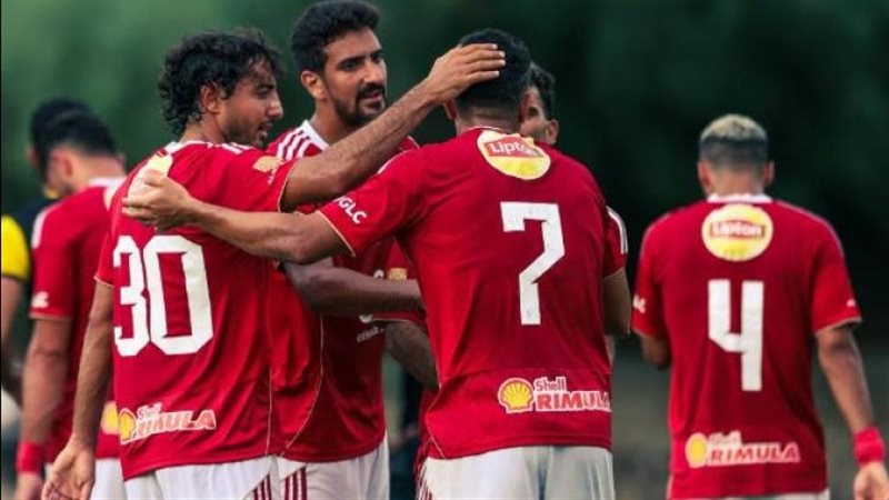 فريق كرة القدم في