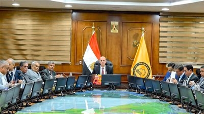 تعميم الدراسة  الخاصة بتأثير العوامل المناخية على التعليم بجامعة بني سويف